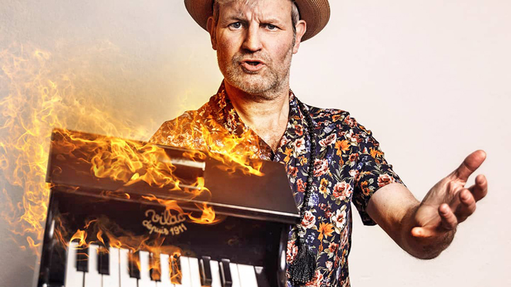 Esben Just soloshow – Just on fire i Musikforeningen Bygningen