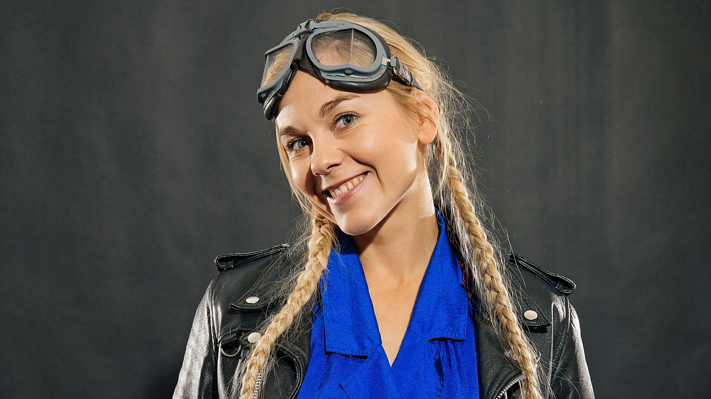 Motor Milles danseshow på Teaterbygningen