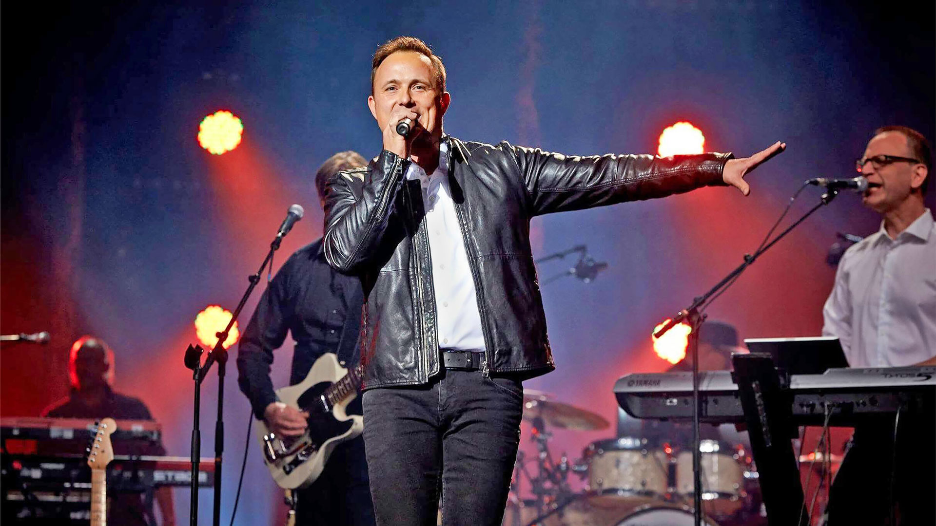 thomas evers poulsen Band spiller paa teaterbygningen koege kultur koege